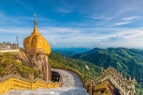 Kyaikhtiyo Golden Rock Myanmar