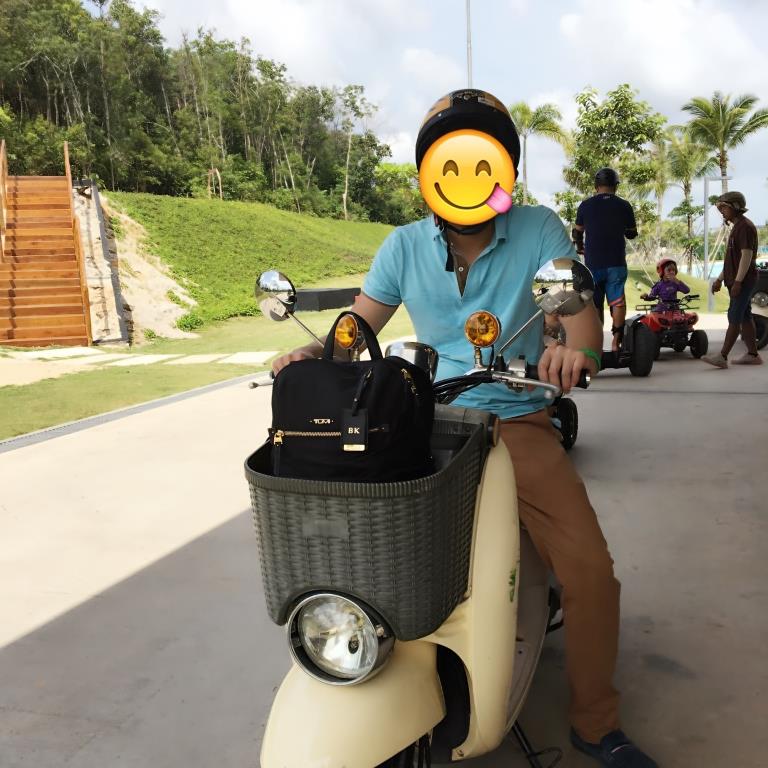 Bintan Canopi Electric Scooter
